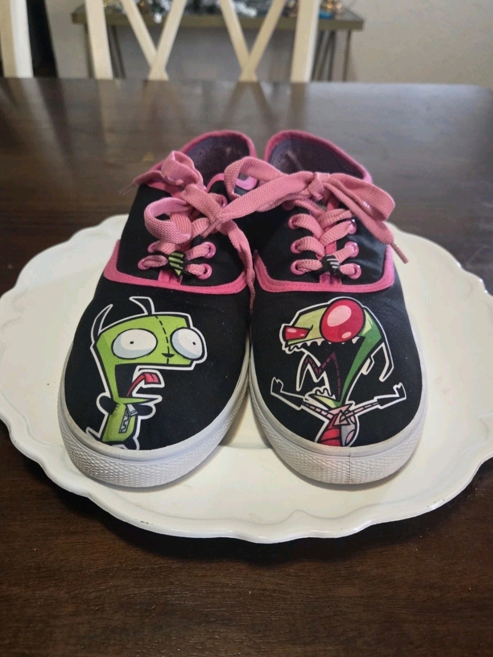 Invader Zim lace-up sneakers  Size 9